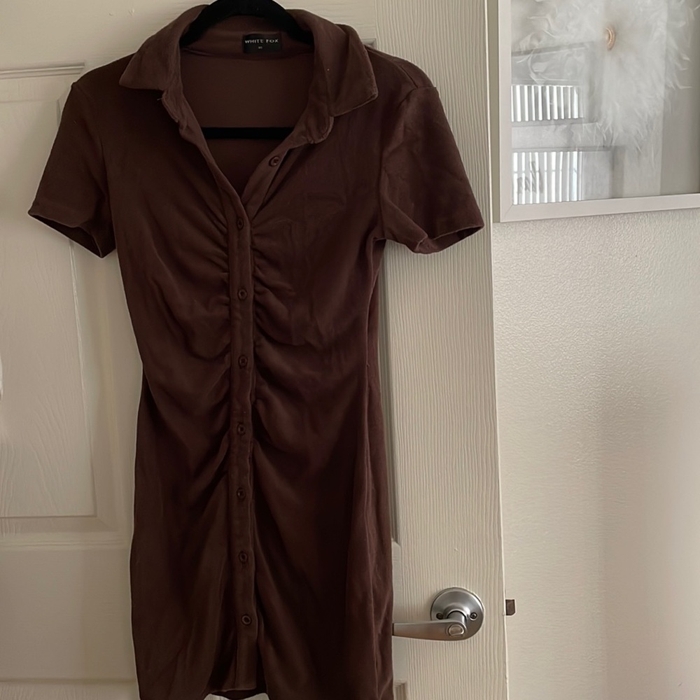 White fox ruched brown dress